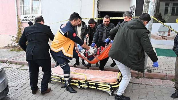 Kayınpederinin tabanca ile vurduğu Eser de yaşam mücadelesini kaybetti