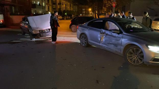 Bursa'da iki otomobil çarpıştı: 1 yaralı