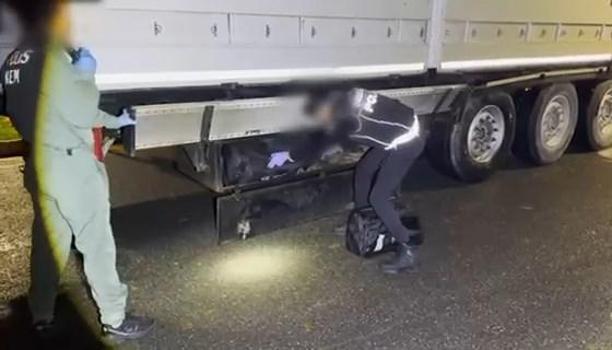 Şehit polis adına düzenlenen operasyonda 37 kilo uyuşturucu ele geçirildi