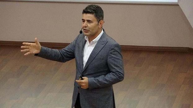 Bakan Yardımcısı Boyraz, Çanakkale'de öğrencilerle bir araya geldi