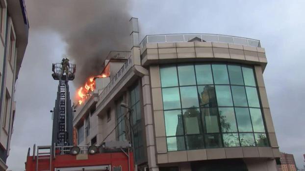 Ataşehir'de otel yangını
