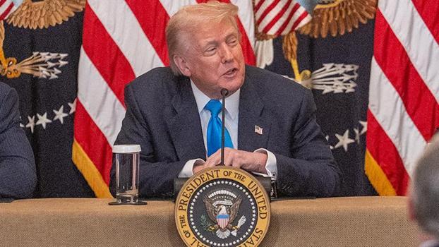 Trump: Ben akıllı bir sesim ve dinlenmeliyim