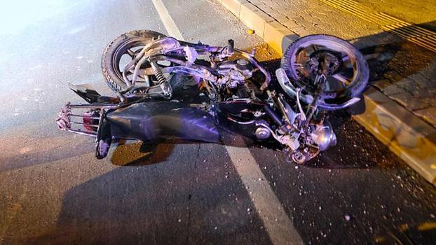 Hatay'da otomobilin çarptığı motosikletteki iki kardeş hayatını kaybetti