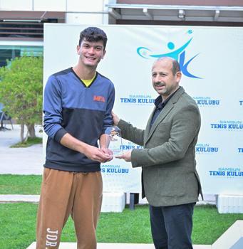 Burdurlu Toprak, tenis milli takımında