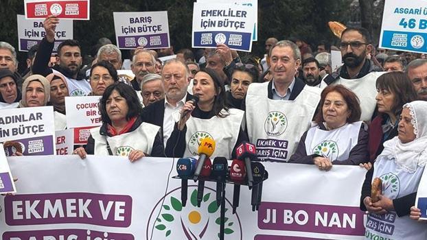 DEM Parti'den TBMM önünde 'bütçe' protestosu