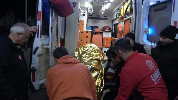 Hasandağı'nda mahsur kalan 2 üniversiteli, askeri helikopterle kurtarıldı