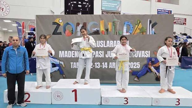 Nevşehirli sporcular, Zonguldak’tan madalya ile döndü