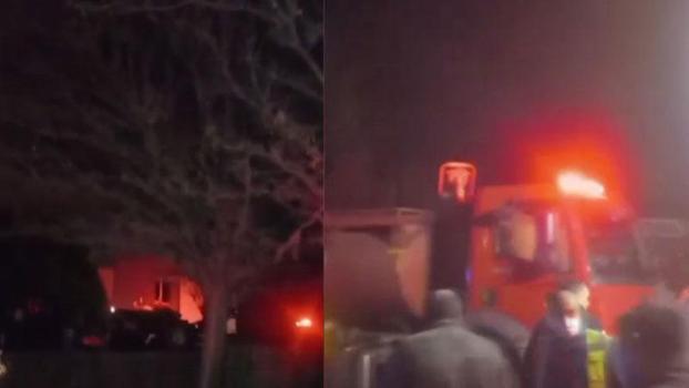 Elazığ’da yalıtım fabrikasında yangın: 16 kişi dumandan etkilendi, 1 itfaiye eri yaralandı