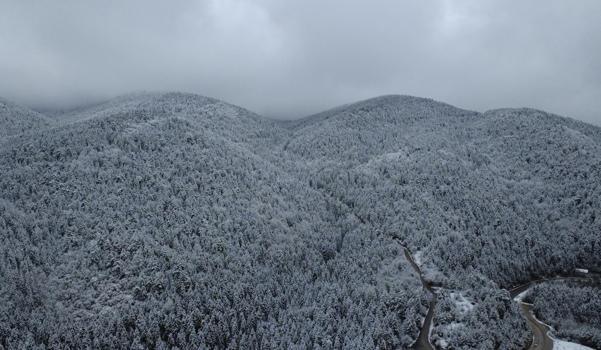 Karabük’ün yüksek kesimlerinde kar yağışı