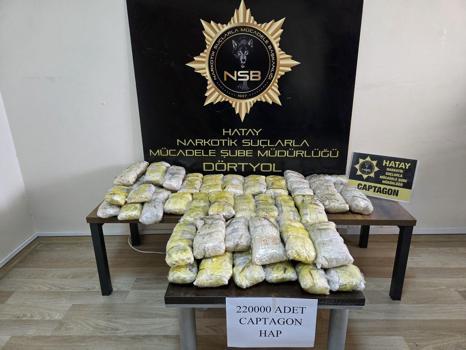 Hatay'da TIR'dan 220 bin adet uyuşturucu ecza ele geçirildi