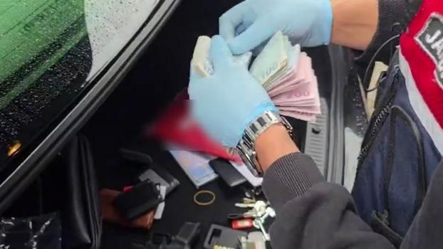 Sivas'ta 3,5 milyar TL'lik tefecilik operasyonu: 3 tutuklama