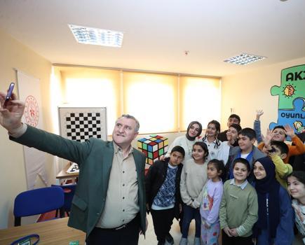 Bakan Bak: Deneyap Teknoloji Atölyeleri’nde, 35 bin 572 genç eğitim alıyor