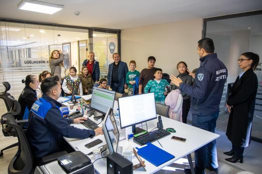 Özel öğrencilerden belediyeye ziyaret