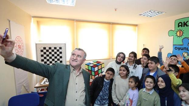 Bakan Bak: Deneyap Teknoloji Atölyeleri’nde, 35 bin 572 genç eğitim alıyor