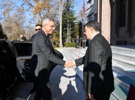 Bakan Memişoğlu, Ankara Valiliği'ni ziyaret etti