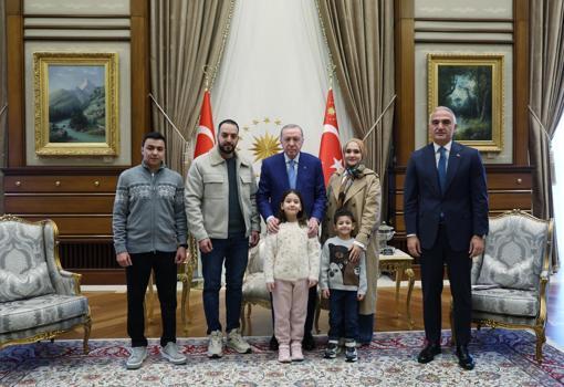 Cumhurbaşkanı Erdoğan, Filistinli Hind Rajab'ın ailesini kabul etti