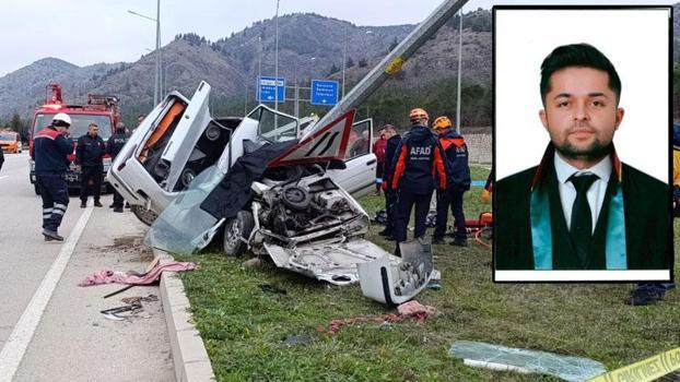 Avukat, duruşmaya giderken kazada yaşamını yitirdi
