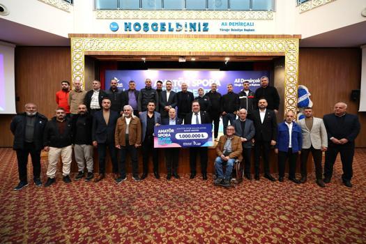 Yüreğir Belediyesi'nden amatör spora 1 milyon lira