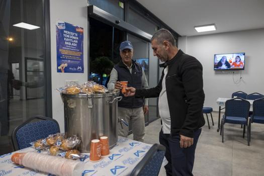 Emek Evi'nde emekçiler güne sıcak çorba ile başlıyor