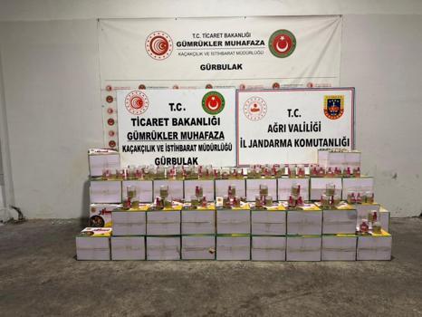TIR'daki kavanozlardan 163,9 kilo eroin çıktı