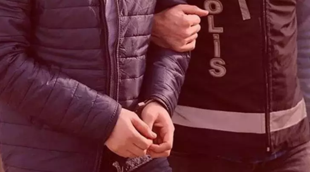 Oyuncu Ezgi Eyüboğlu gözaltına alındı