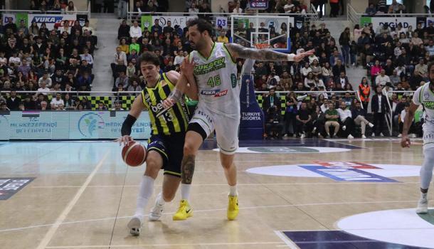 Merkezefendi çıkış peşinde