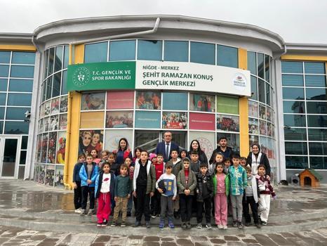 İlkokul öğrencileri Niğde'yi gezdi