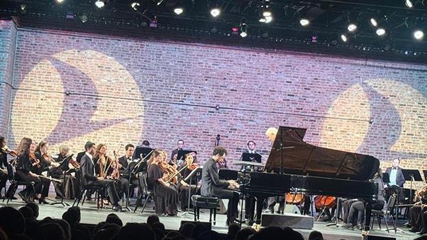 'March of Love-Aşkın Yürüyüşü' etkinliği New York'ta sanatseverlerle buluştu