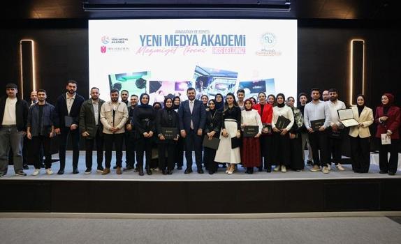 Arnavutköy Belediyesi Yeni Medya Akademi’de ilk mezunlarını verdi