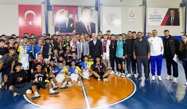 Gençler Futsal Turnuvası sona erdi