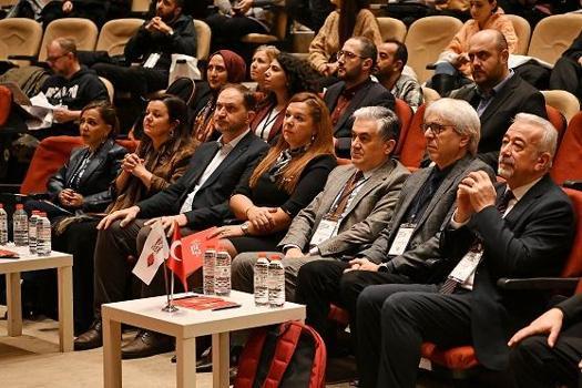 Yeşilay Genel Başkanı Dinç: Bağımlılıkla mücadelenin en güçlü yolu önleme çalışmalarıdır