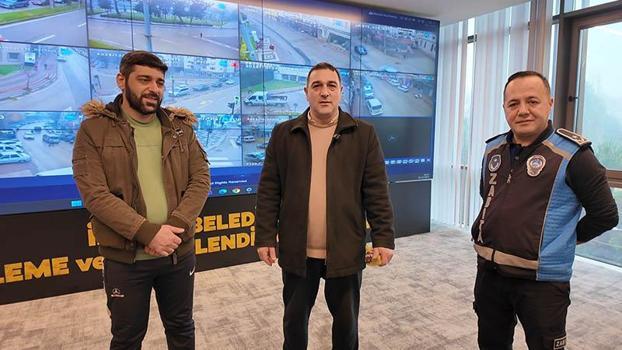 İçinde 40 bin lira olan çanta, belediye kameralarından tespit edilen sahibine teslim edildi