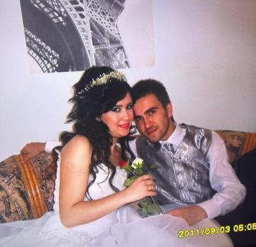 Evlenmek için kaçırdığı kocasıyla 15 yıl sonra hayallerindeki düğünü yaptılar / Ek fotoğraf