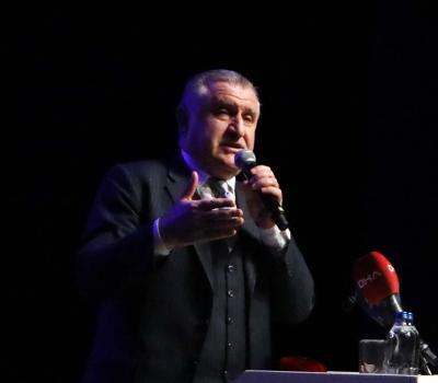 Bakan Bak: Dijital bağımlılıkla mücadelede en güçlü araç spordur (2)