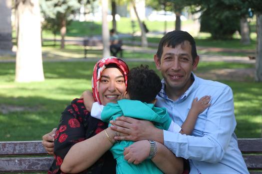 Yavruları ‘Umut’u kaybeden çift, koruyucu aile oldukları çocuğa ‘umut’ oldu