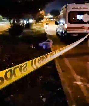 Refüje çarpıp devrilen motosikletin sürücüsü öldü