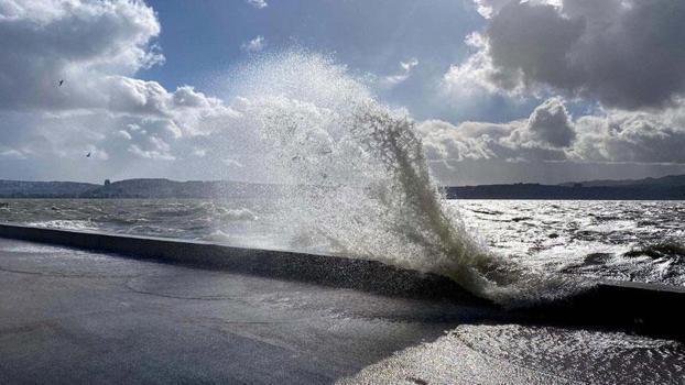 Ege Denizi'nin kuzeyi için 'fırtına' uyarısı