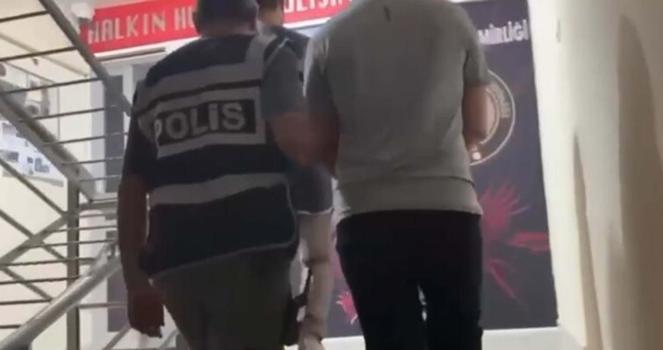 İzmir’de uyuşturucu ticareti yapan baba-oğul gözaltında