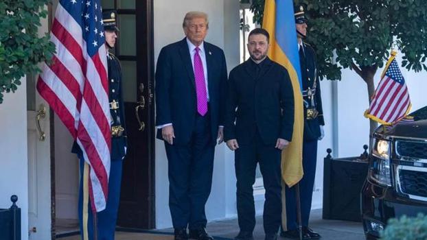 Trump ve Zelenskiy, Florida'da bir araya geldi