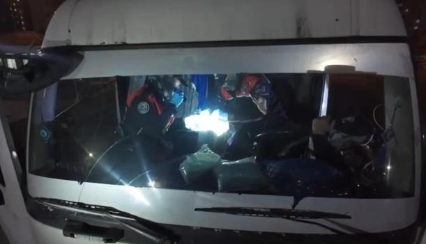 Ankara’da bir TIR’da uyuşturucu ve 73 bin 476 adet sentetik ecza ele geçirildi: 2 gözaltı