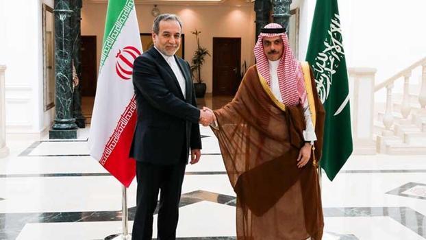 İran ve Suudi Arabistan dışişleri bakanları bölgesel konuları görüştü