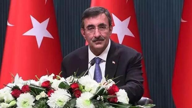 Cevdet Yılmaz: İşsizlik oranının 2028'de yüzde 7,8'e ulaşmasını öngörüyoruz