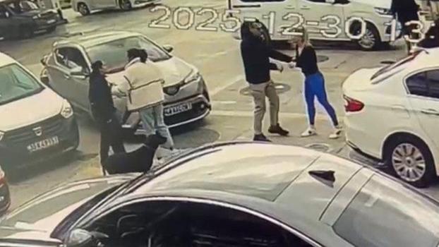 Bodrum’da kaza sonrası taraflar arasında çıkan kavga anı kamerada