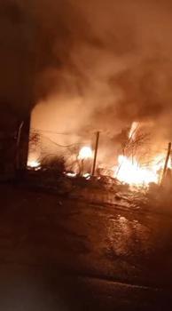 Adana'da geri dönüşüm fabrikasında yangın