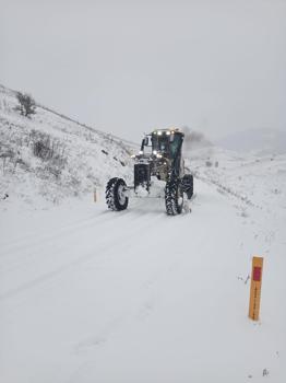Amasya’da 28 köy yolu kardan kapandı