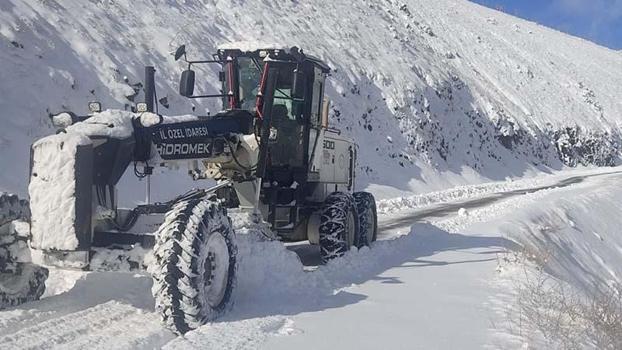 Elazığ'da 311 köy yolu, kardan ulaşıma kapandı