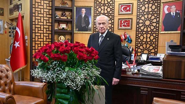 Cumhurbaşkanı Erdoğan, Bahçeli'nin yeni yılını ve yaşını kutladı