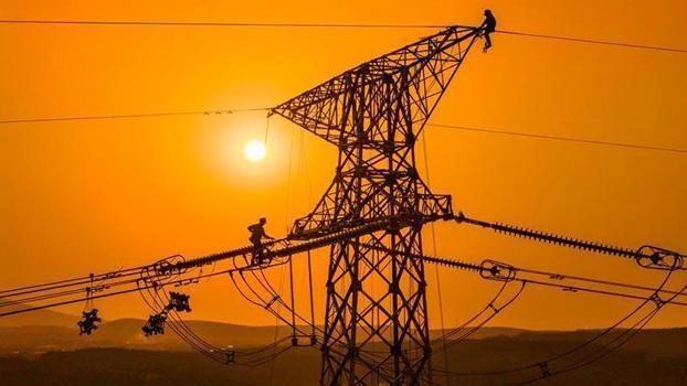 Berlin'de elektrik kesintisi: Eğitime ara verildi