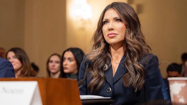 ABD İç Güvenlik Bakanı Noem: Suç işleyen Venezuelalıları sınır dışı etmeyi sürdüreceğiz