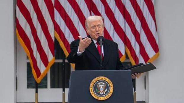 Trump: Venezuela’daki geçici yönetim yaptırım altındaki petrolü ABD'ye gönderecek